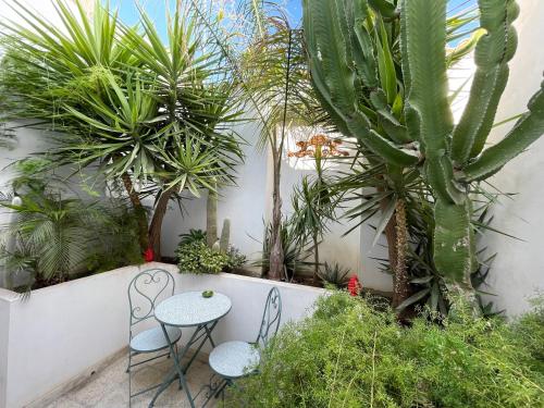 Macallè Suite Noto charme e relax con giardino — 4-Star Luxury Hotel in Noto, Italy