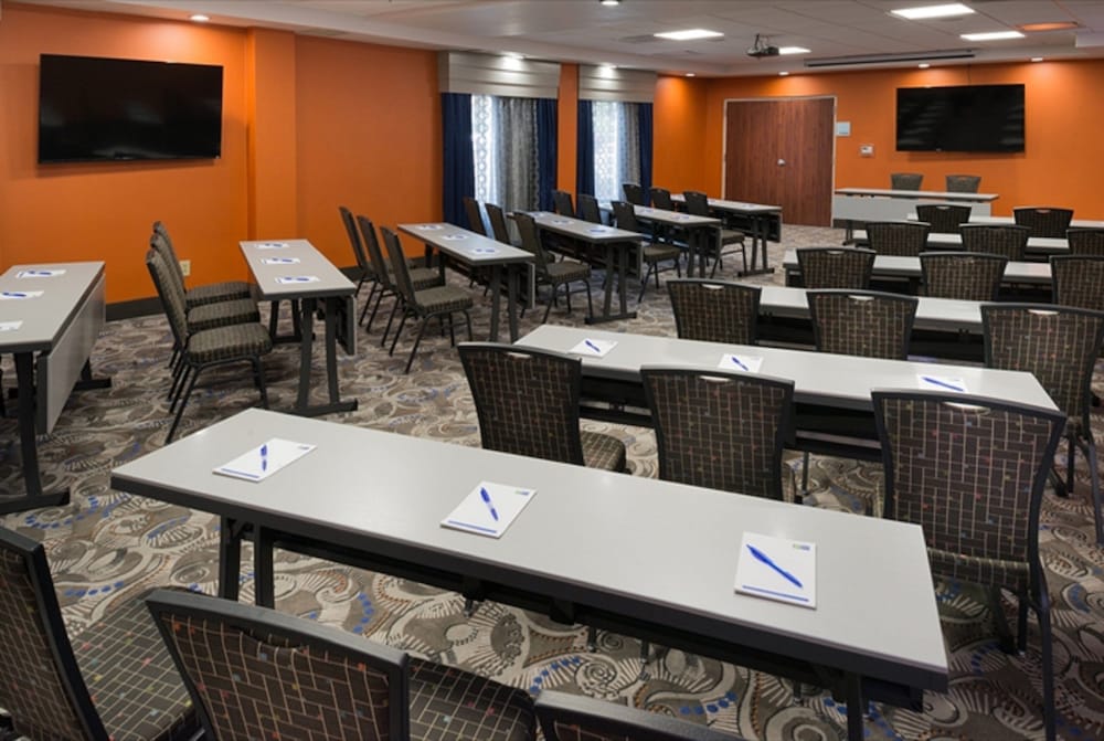 Holiday Inn Express & Suites Nashville Southeast Antioch by IHG - photo 42