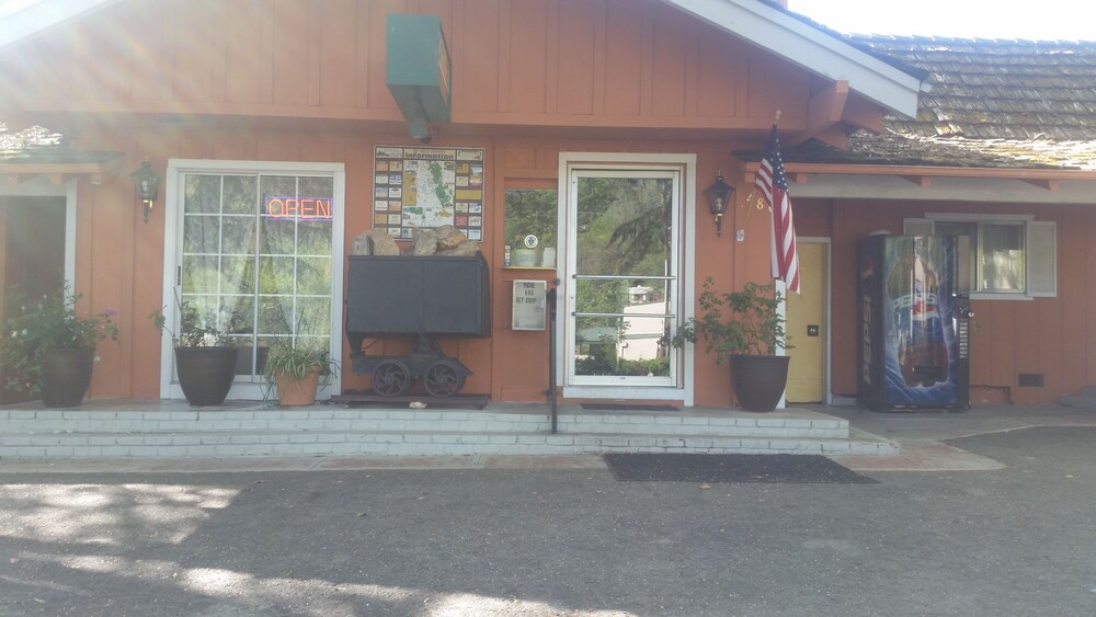 Sonora Gold Lodge - photo 18