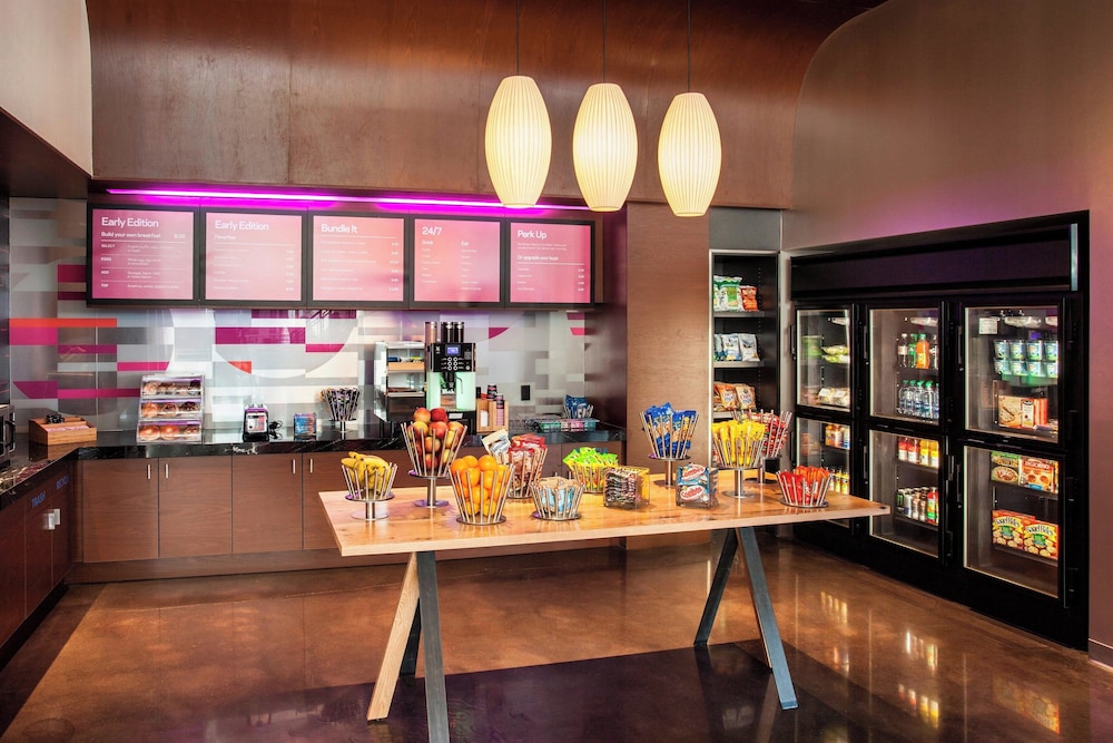 Aloft by Marriott Boston Seaport District - photo 20