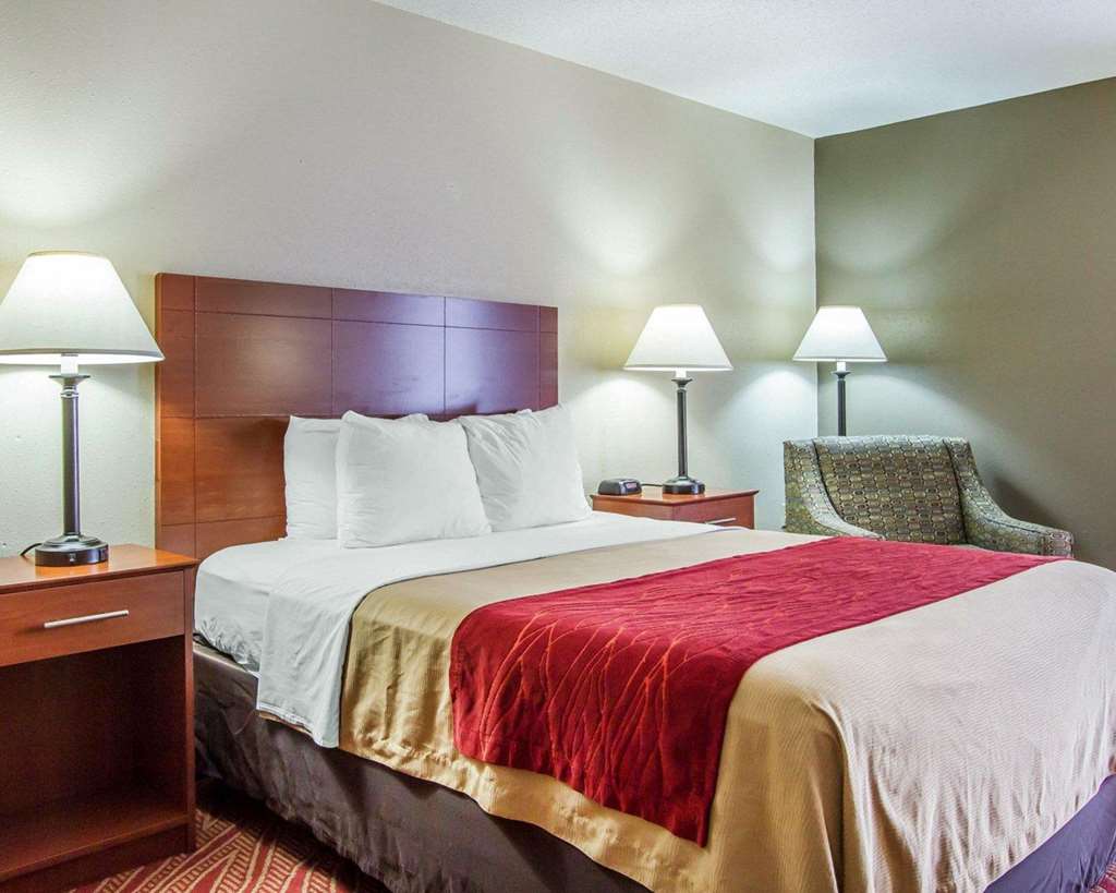 Comfort Inn Poplar Bluff North - photo 9
