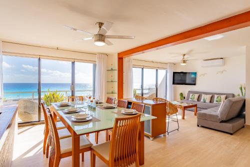 Amazing Caribbean Ocean view at Villas Marlin in Cancun — 4-Star Luxury Hotel in Cancun, Mexico