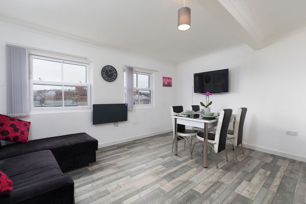 2 Bed Flat Sleeps 4 Wifi