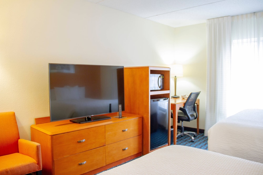 Fairfield Inn & Suites Fort Walton Beach Eglin AFB - photo 9