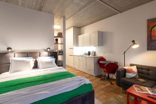 #stayhere Brand New Colourful Studio close to Shopping Malls — 4-Star Luxury Hotel in Vilnius, Lithuania