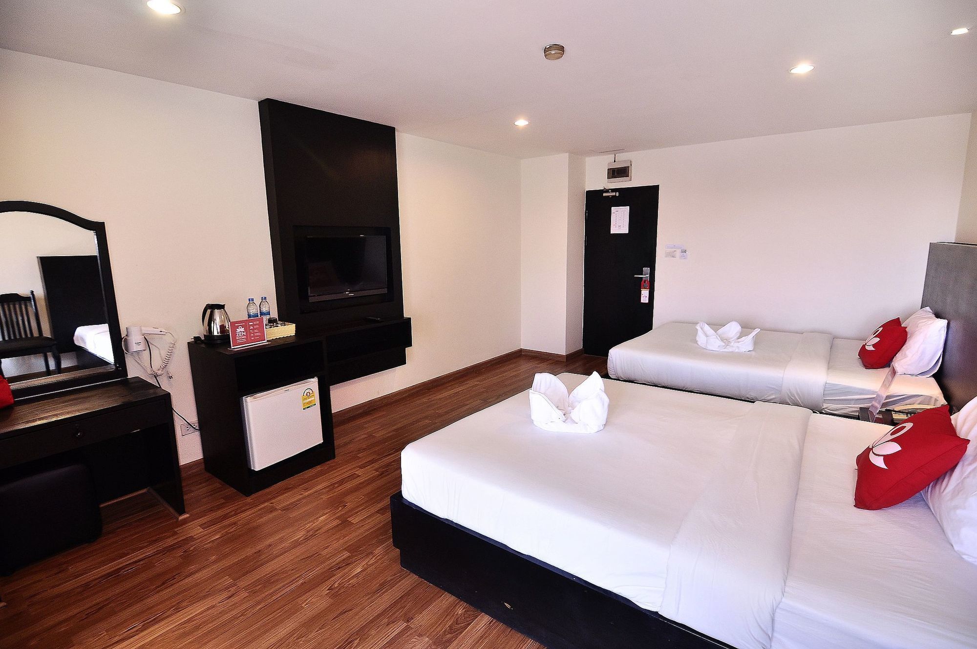 ZEN Rooms Boss Prakanong
