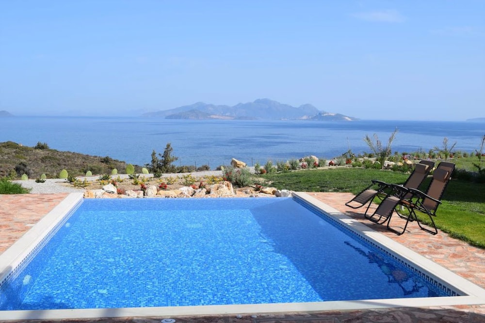 The Three Graces — 4-Star Luxury Hotel in Kos, Greece