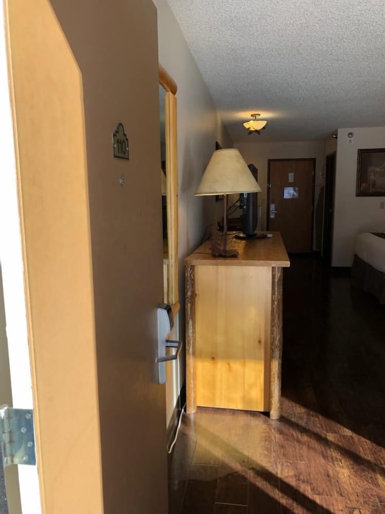 Kelly Inn West Yellowstone - photo 28