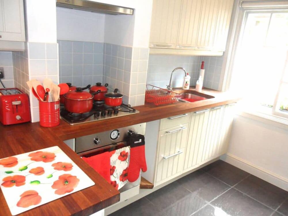 Tower Cottage - carbon neutral hotel in Rye
