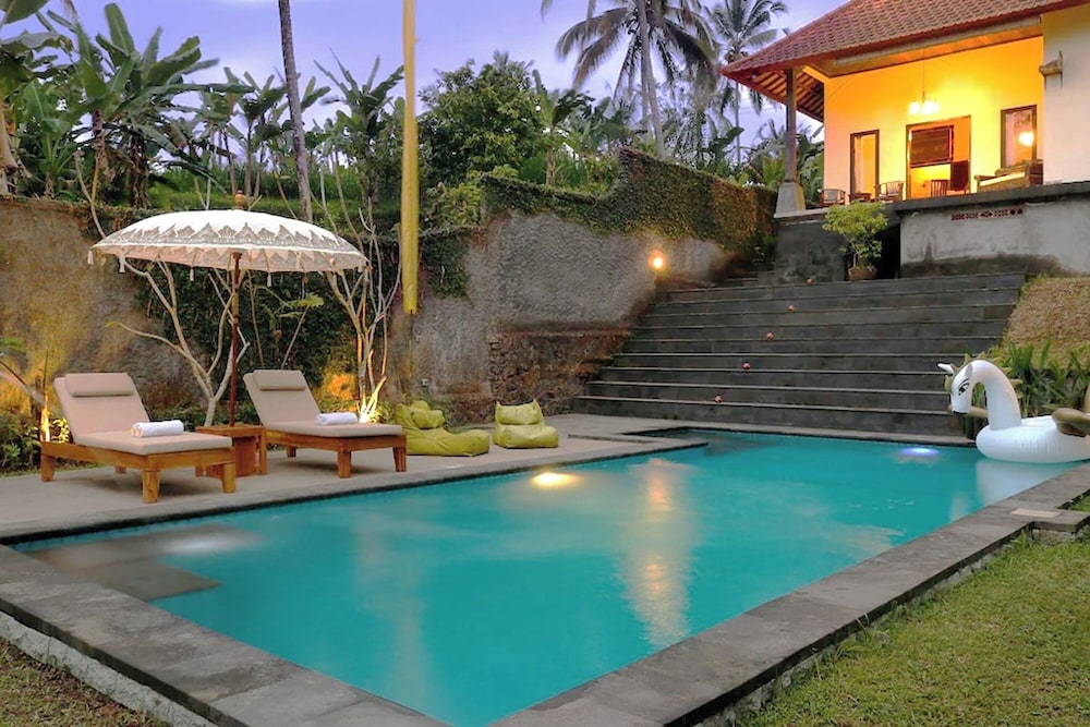 Madesimon Villa — 4-Star Luxury Hotel in Payangan, Indonesia