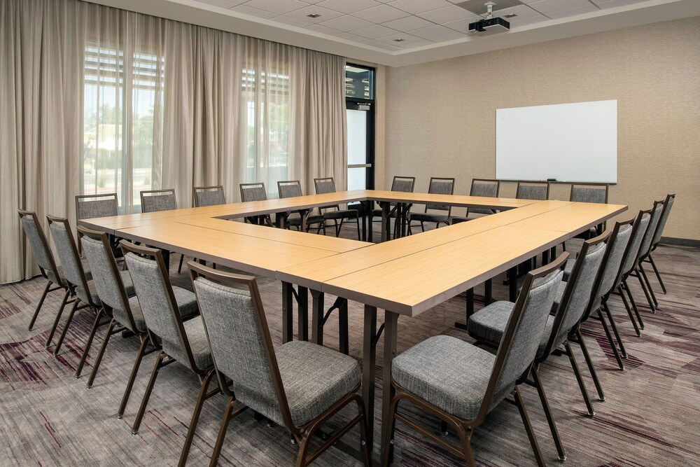 Courtyard by Marriott Las Cruces at NMSU - photo 32