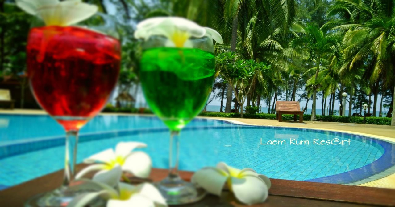 Laemkum Beach Resort — hotel in Thap Sakae
