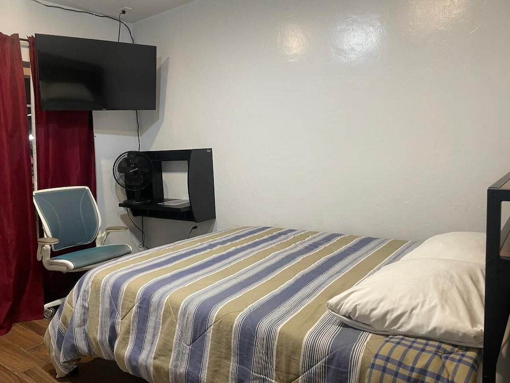 Garden Motel Redwood City CA - photo 9