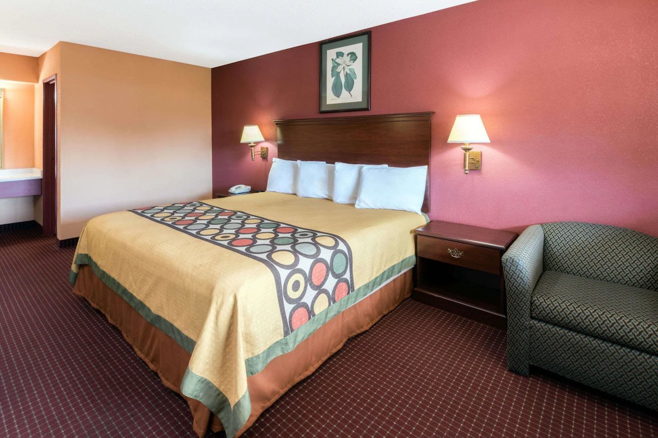 Super 8 by Wyndham Strongsville Cleveland - photo 13