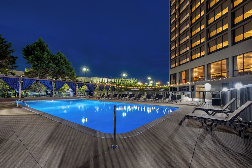 Hotel Preston - featured photo