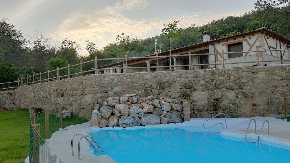 Hotel Rural San Giles — hotel in Aldeanueva De La Vera