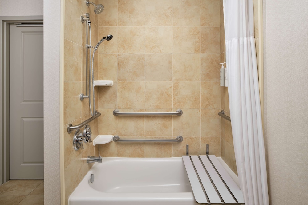 Hilton Garden Inn El Paso Airport - photo 17