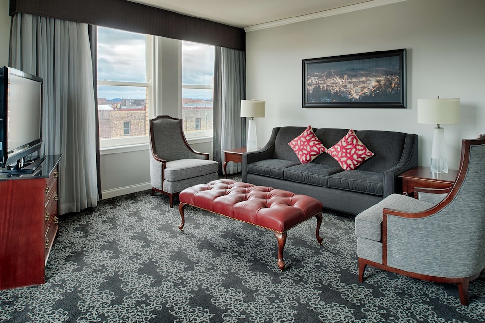 Embassy Suites by Hilton Portland Downtown - photo 19