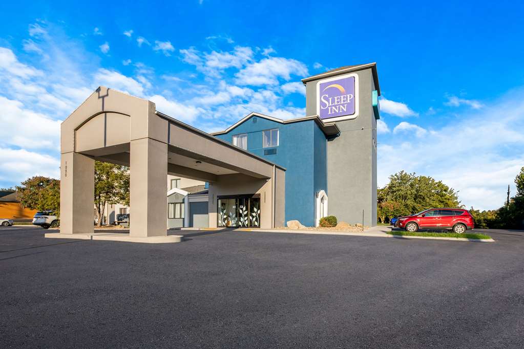 Clarion Pointe Sevierville Pigeon Forge - featured photo