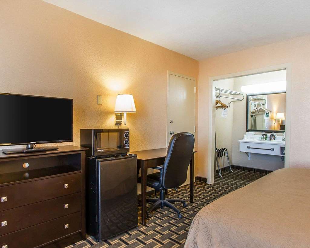 Quality Inn Ada near University - photo 5