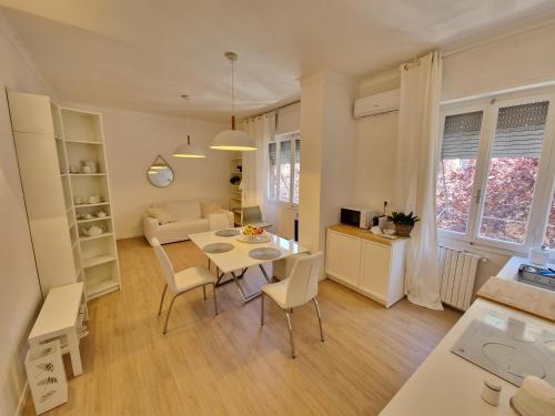 La Casa Bianca di Jo — 4-Star Luxury Hotel in La Spezia, Italy