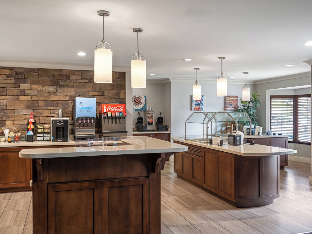Staybridge Suites Indianapolis Downtown Convention Center by IHG - photo 33