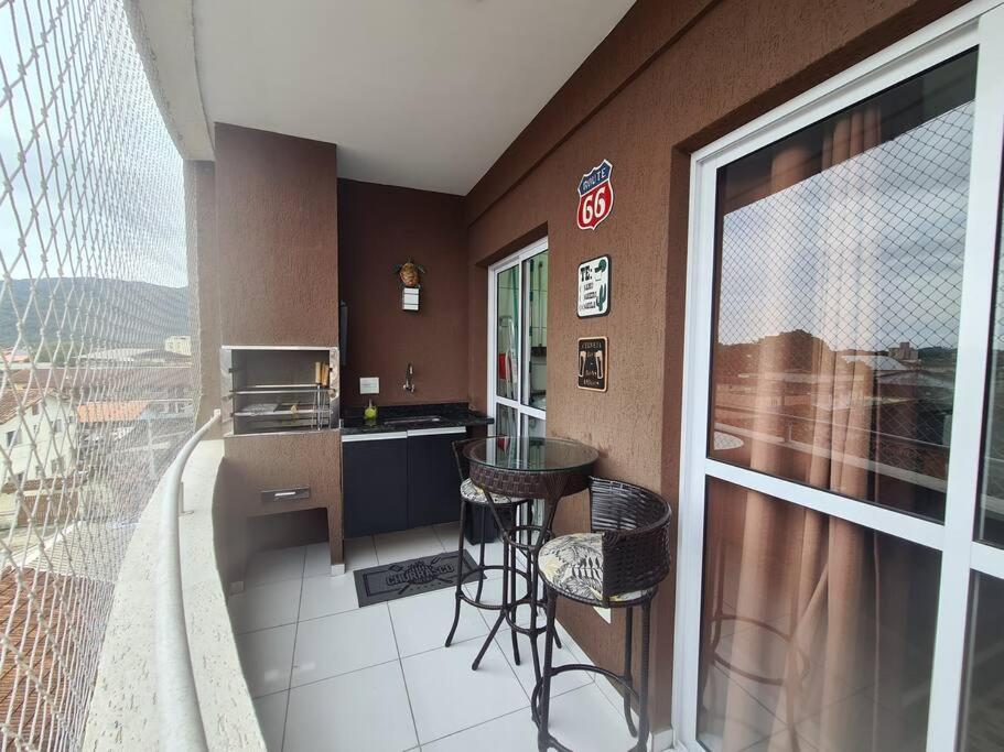 Apartamento Novo Ubatuba com varanda Gourmet próximo Praia do Tenório e Praia Grande — 4-Star Luxury Hotel in Ubatuba, Brasil