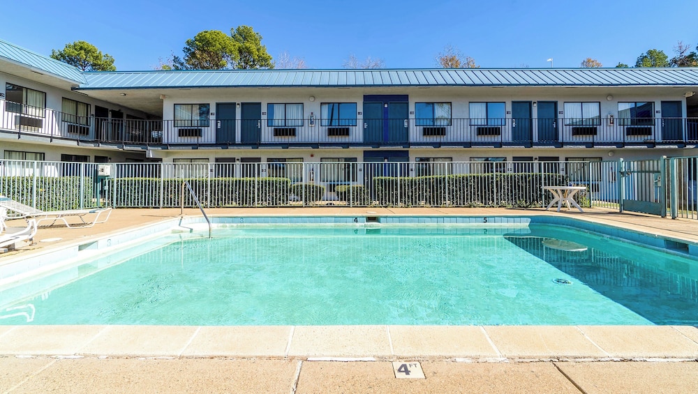 Xpress Inn & Extended Stays - photo 20