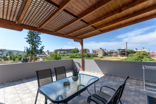 Poppy flower in Stalis, Greece