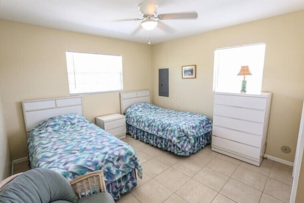 106 Tropical Shores Manor Fort Myers Beach - photo 3