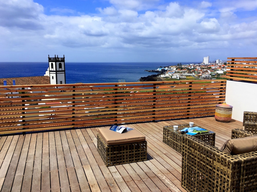 Villa Terra — 4-Star Luxury Hotel in Lagoa, Portugal