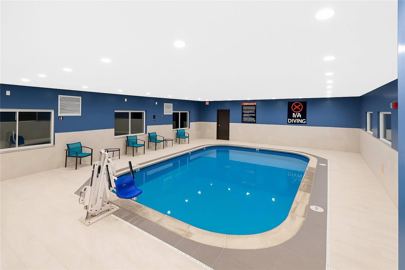 La Quinta Inn by Wyndham Indianapolis North at Pyramids - photo 7