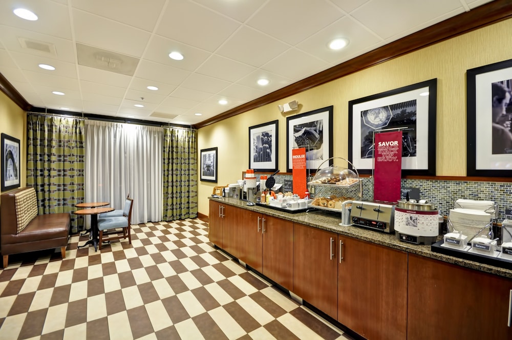 Hampton Inn Chicago Gurnee - photo 32