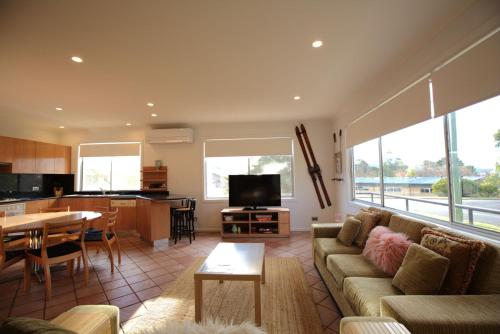 2 Munyang Street in Jindabyne, Australia