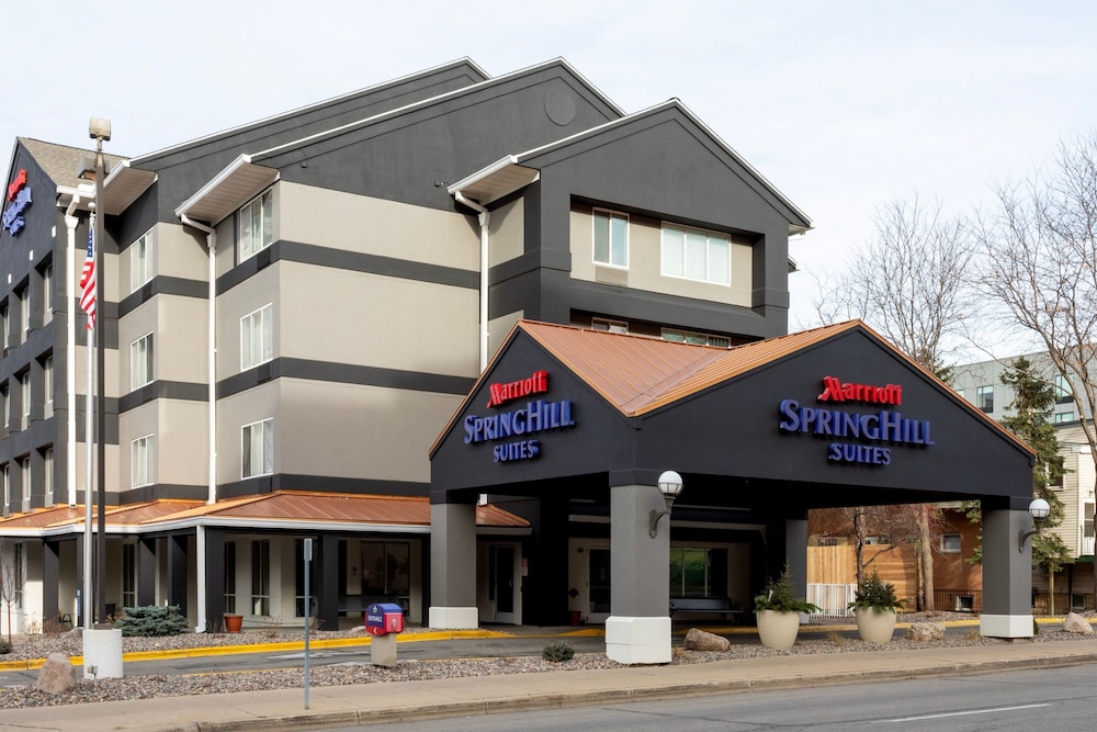 SpringHill Suites by Marriott Rochester Mayo Clinic St Marys - photo 32