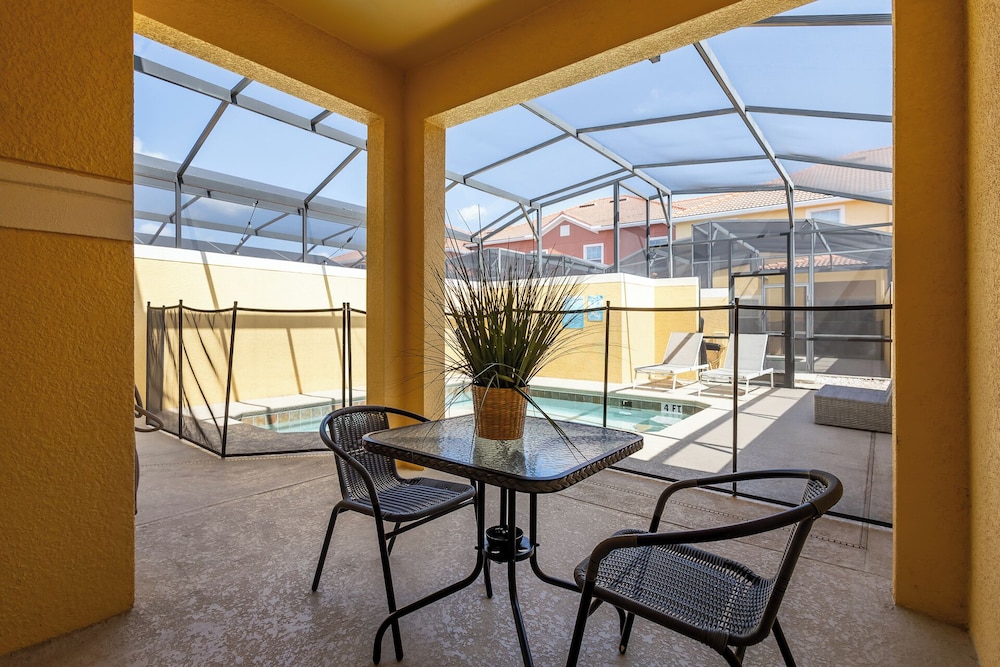 Sunset Chic at Paradise Palms - photo 31