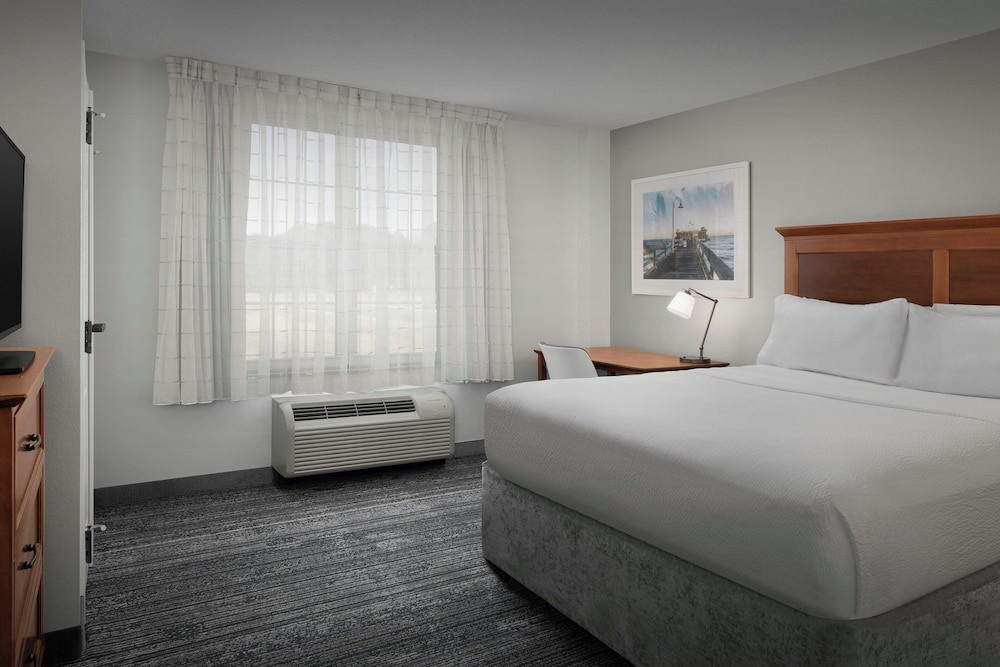 TownePlace Suites by Marriott Suffolk Chesapeake - photo 7