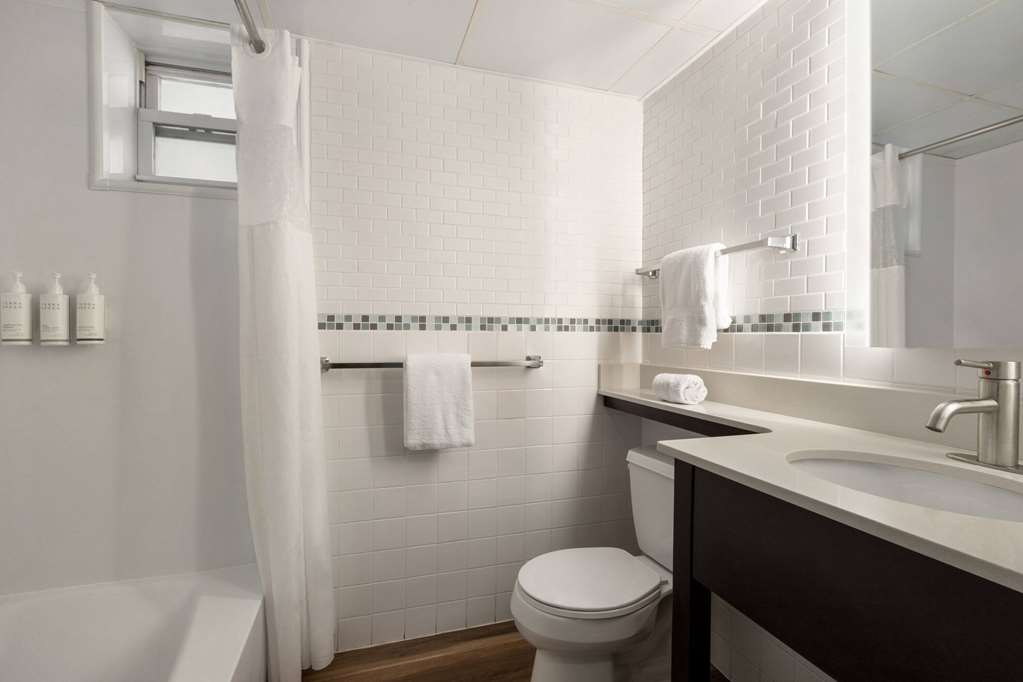Days Inn by Wyndham Ocean City Oceanfront - photo 28