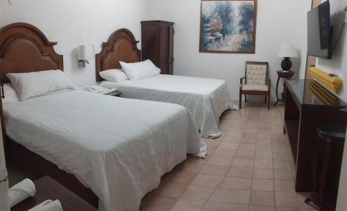 Hermosa casa cuatro recámaras independientes CA — 4-Star Luxury Hotel in Merida, Mexico