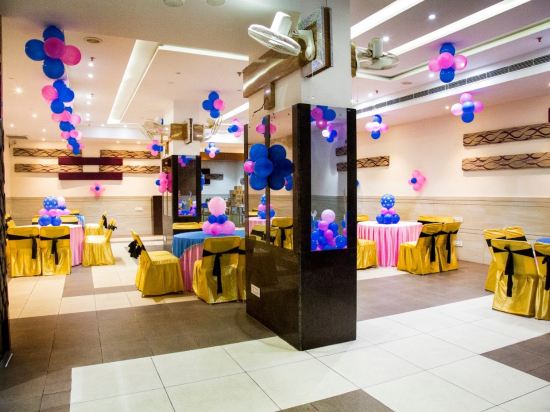 Hotel Interior/Public Areas