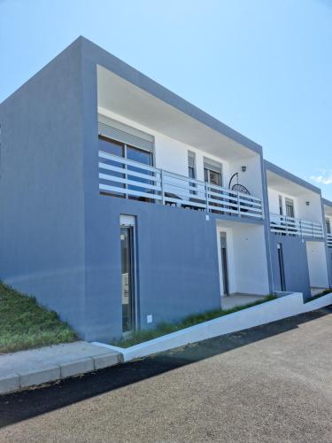 Villas do Mar — 4-Star Luxury Hotel in Lajes Das Flores, Portugal