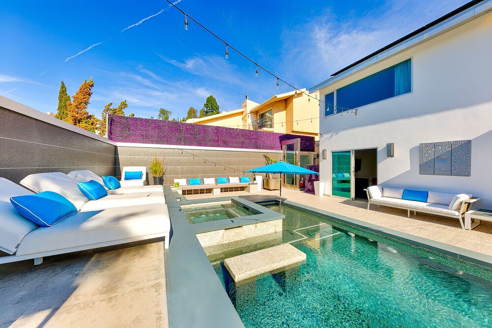 Hollywood Estate With Stunning Views - photo 45