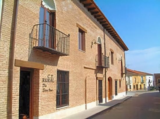 Doña Elvira Nava — Nava Del Rey — photo 5