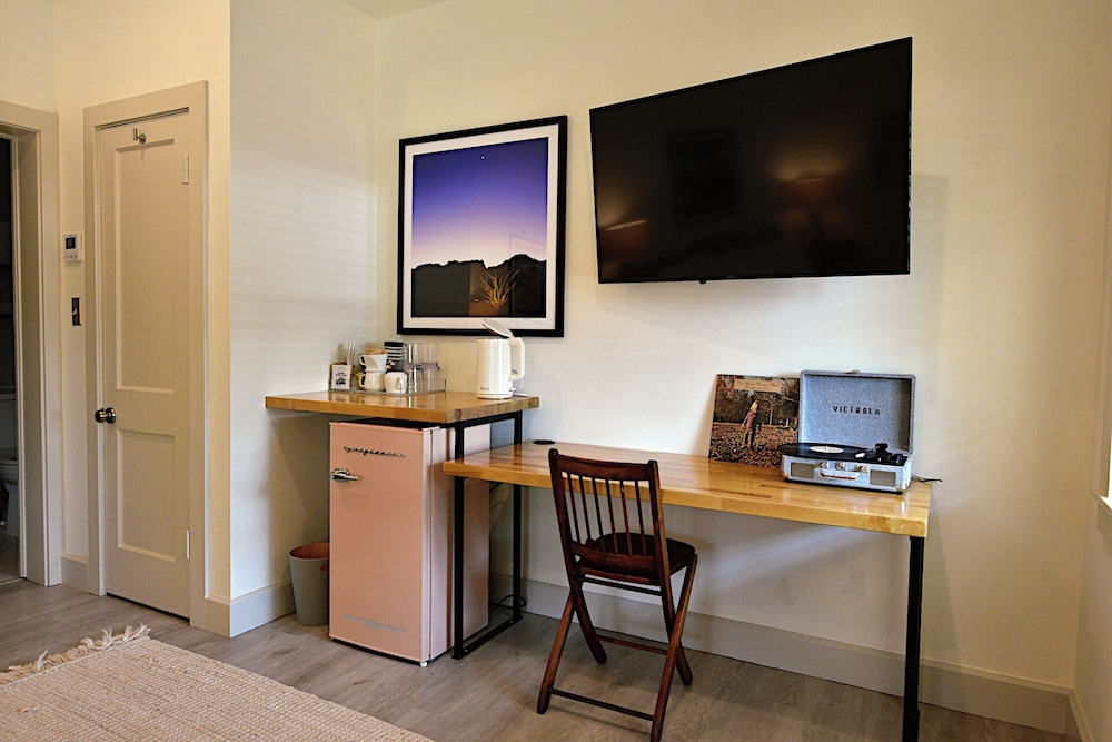 The Dixie Motel Brenham - photo 10