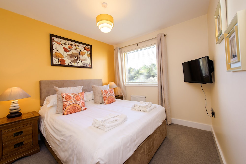The Sands Sea Front Apartments — Scarborough — photo 3
