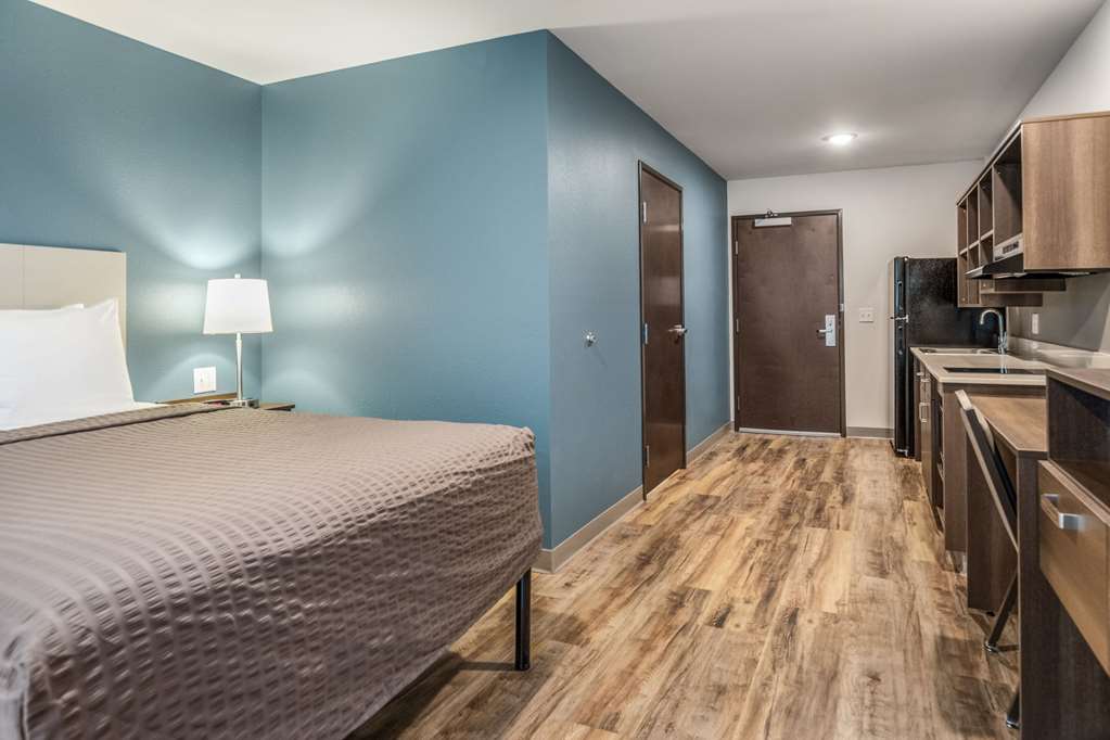 WoodSpring Suites Greenville Haywood Mall - photo 10