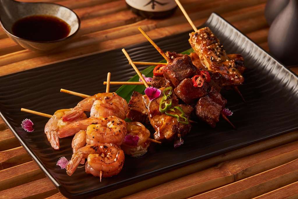 czp Food MOMO Robata Mixta