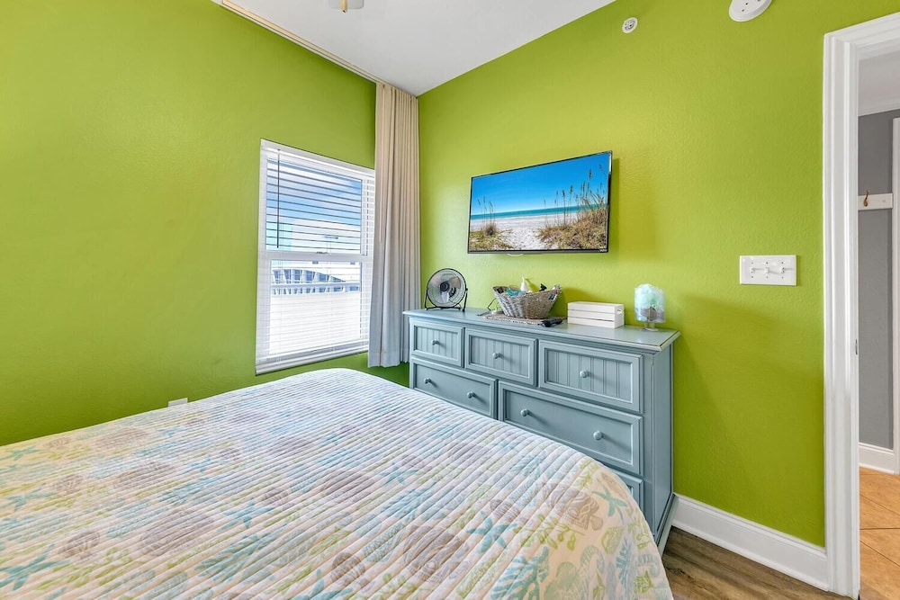 Majestic Beach Towers 2 404 - photo 12