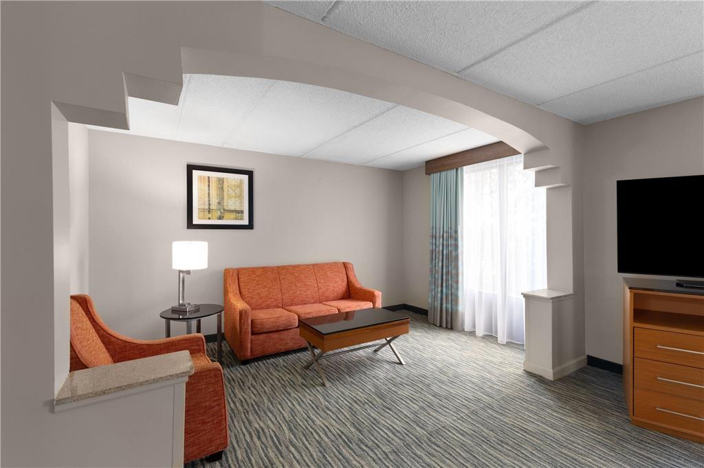 Wingate by Wyndham Greensboro Coliseum - photo 19