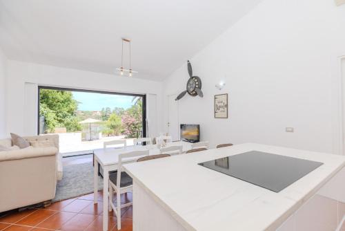 Casa delle brezze A due passi dalla riva — 4-Star Luxury Hotel in Olbia, Italy